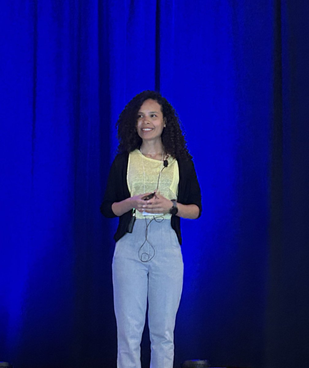 Radha Kulkarni (@radha_kul) on Twitter photo A great <a href="/WeinsteinConf/">Weinstein Cardiovascular Conference</a> presentation about valve development from <a href="/StainierLab/">Stainier Lab</a> ! Well done, Agatha! 🥳 A great <a href="/WeinsteinConf/">Weinstein Cardiovascular Conference</a> presentation about valve development from <a href="/StainierLab/">Stainier Lab</a> ! Well done, Agatha! 🥳