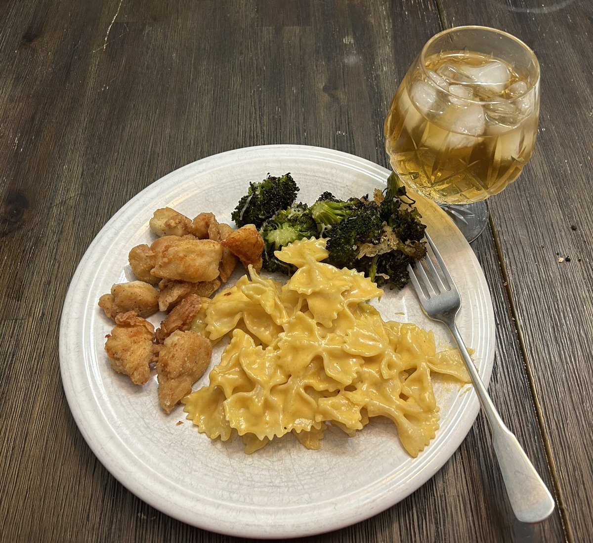 A Saturday between
semesters (that coincides with the Derby) means I can cook dinner (and have bourbon). 

Also, it's the fucking guns.