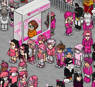 fore_hbt's tweet image. curtindo meu finalzinho de aniversário no melhor show do ano! #NWTHabblet