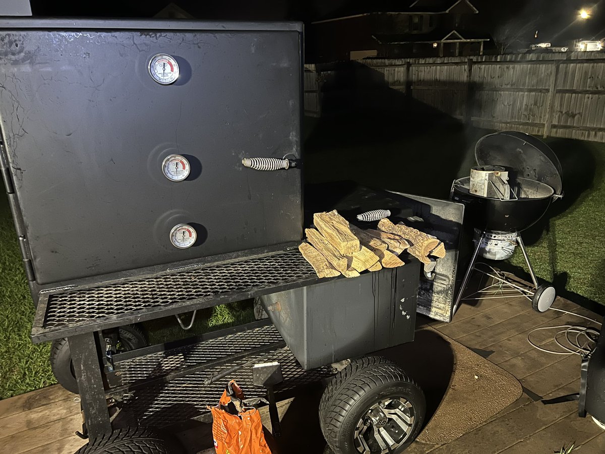 Brisket, pork belly bites, some pulled pork… good day…
#TweetYourMeat