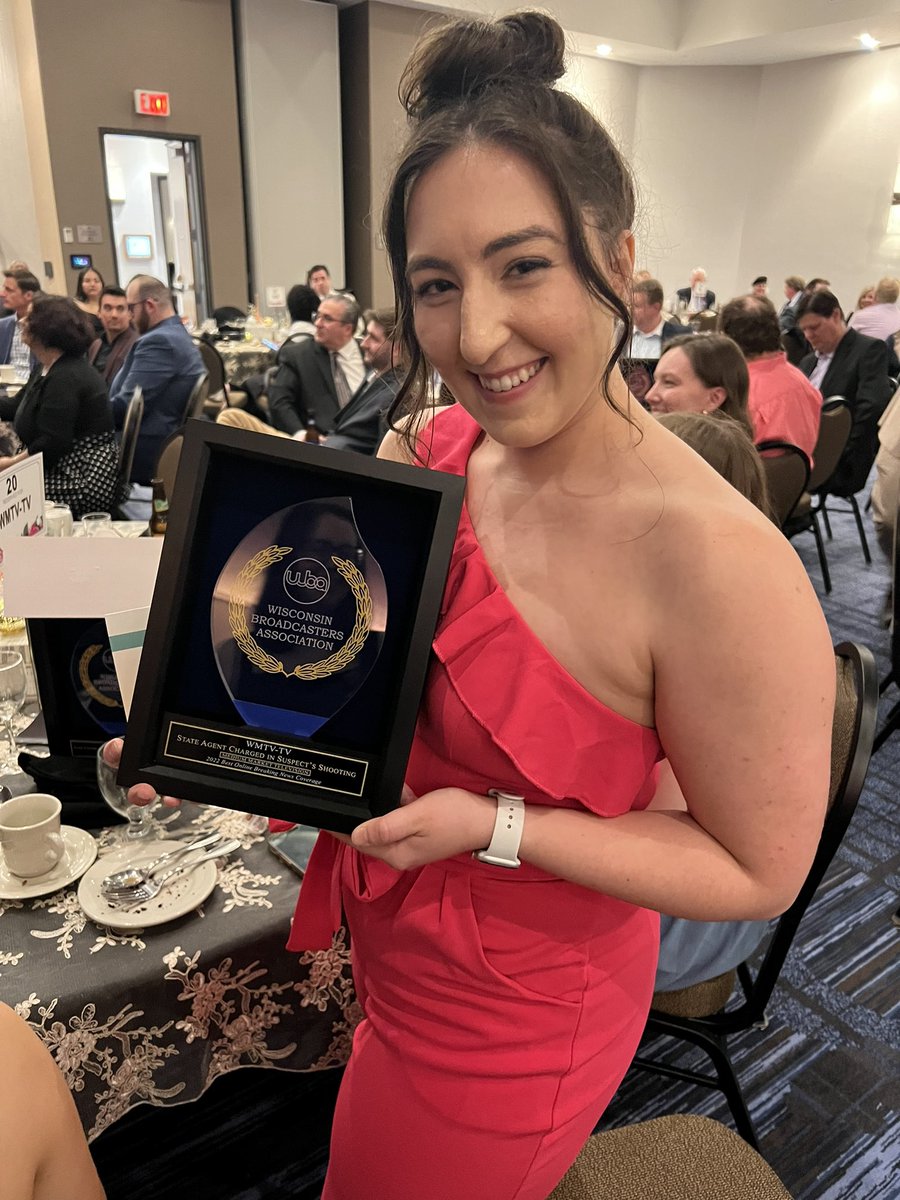 Leigh Mills tweet media