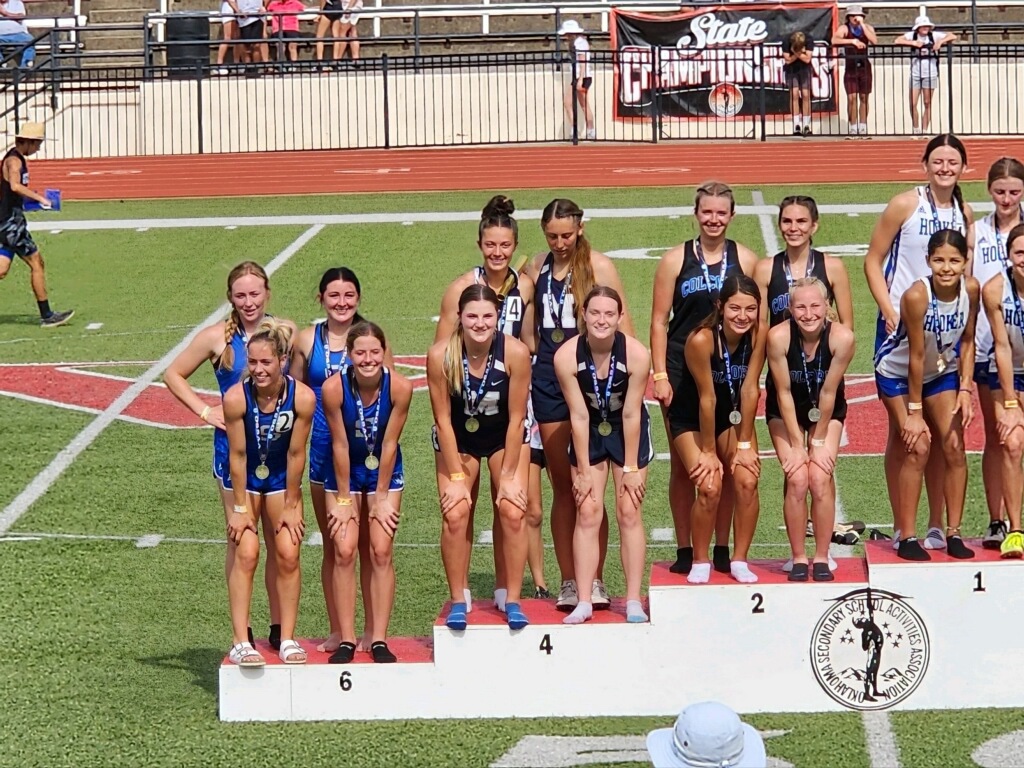 2023 State Track Meet results:
State Academic champs!
4x200 relay 4th place!
4x400 relay 4th place!