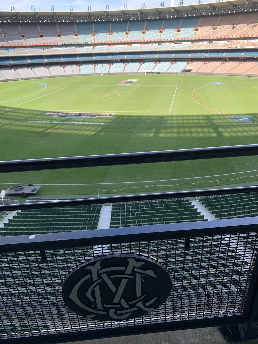 dgsmall's tweet image. Melbourne with the LSO trumpet team &amp;amp; a trip to the MCG #lso
