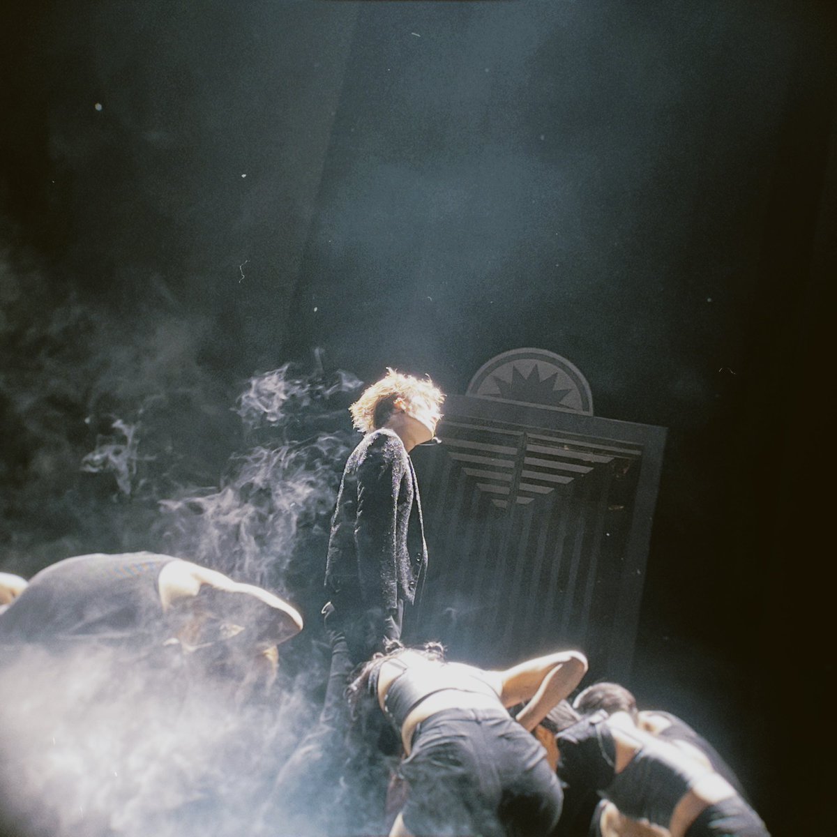 teamwangofcl's tweet photo. JACKSON WANG MAGIC MAN WORLD TOUR 2023 in Chicago 

@JacksonWang852 

Glad to have you guys share the stage. Only in Chicago. Cherish these wonderful and magical moments. https://t.co/O4EFncA0Pu