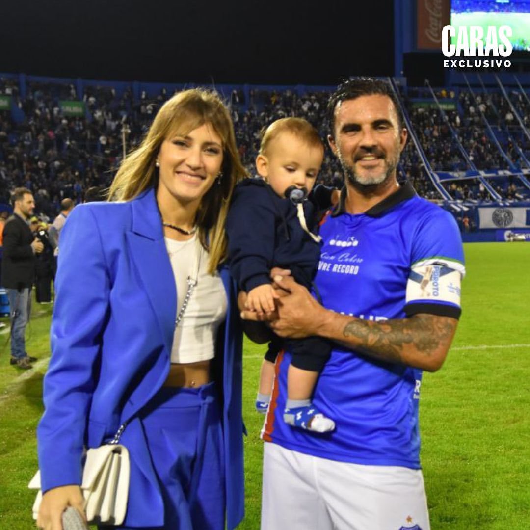Que hermosas fotos
Muy emocionante la despedida de Fabián 🥰🥺💙
