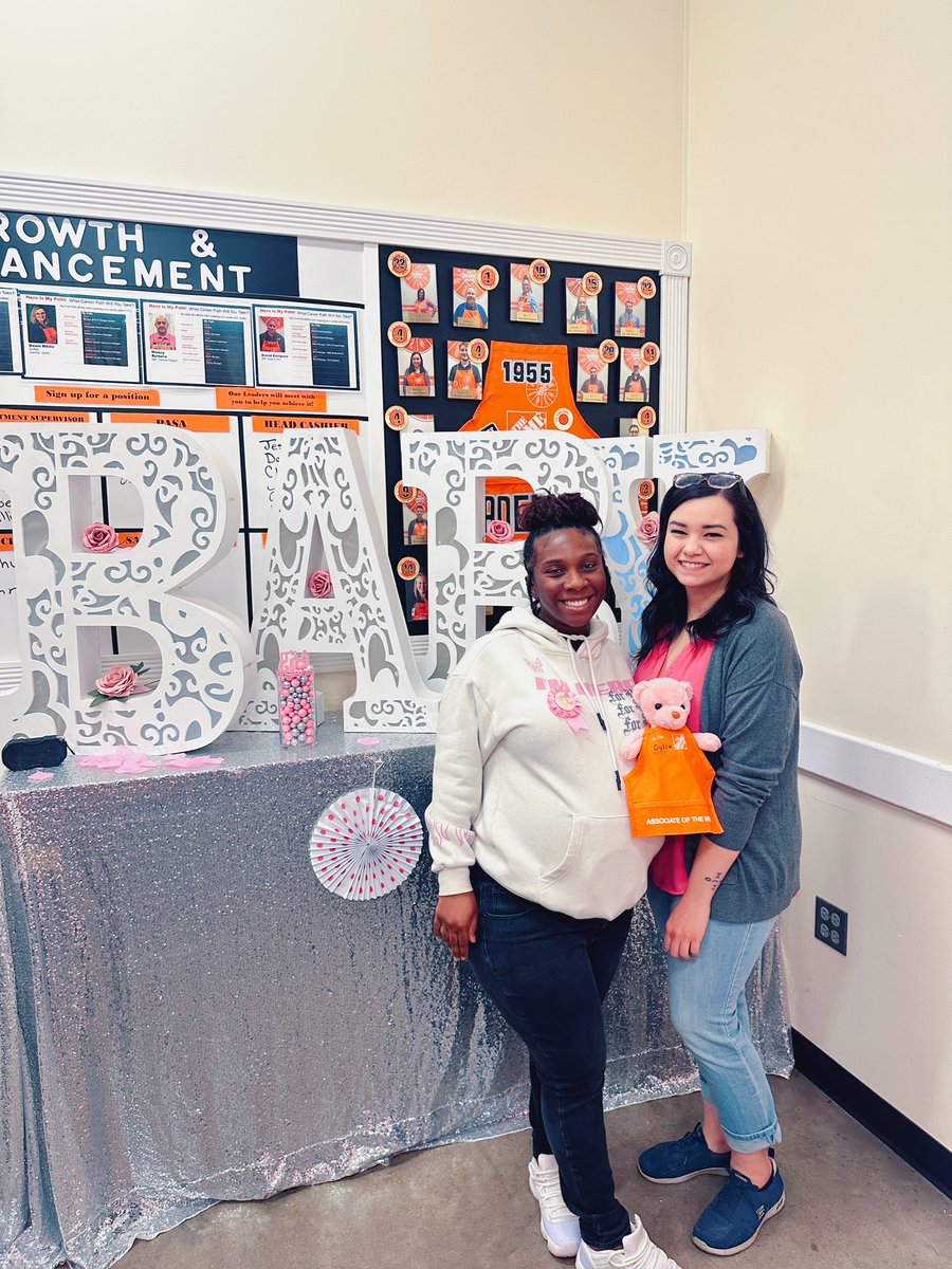 CXMBrittany's tweet photo. Tomorrow’s her last day before maternity leave. You don't understand how much our love and support meant to her. She messaged me calling me her role model and that made me realize the impact we have! How we support our associates, how big or small, leaves a lasting impression! https://t.co/PZSFoWmmho