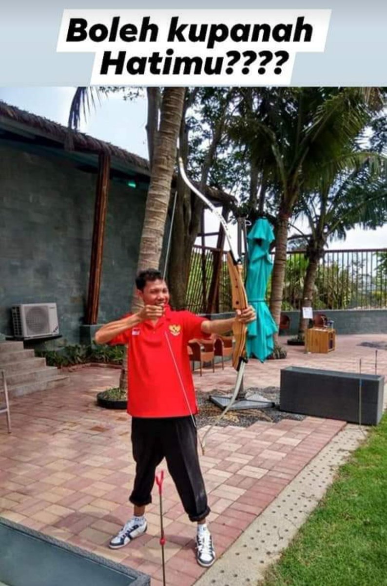 Jangan lupa bahagia 
Boleh ku panah hatimu......... 
Nuwun