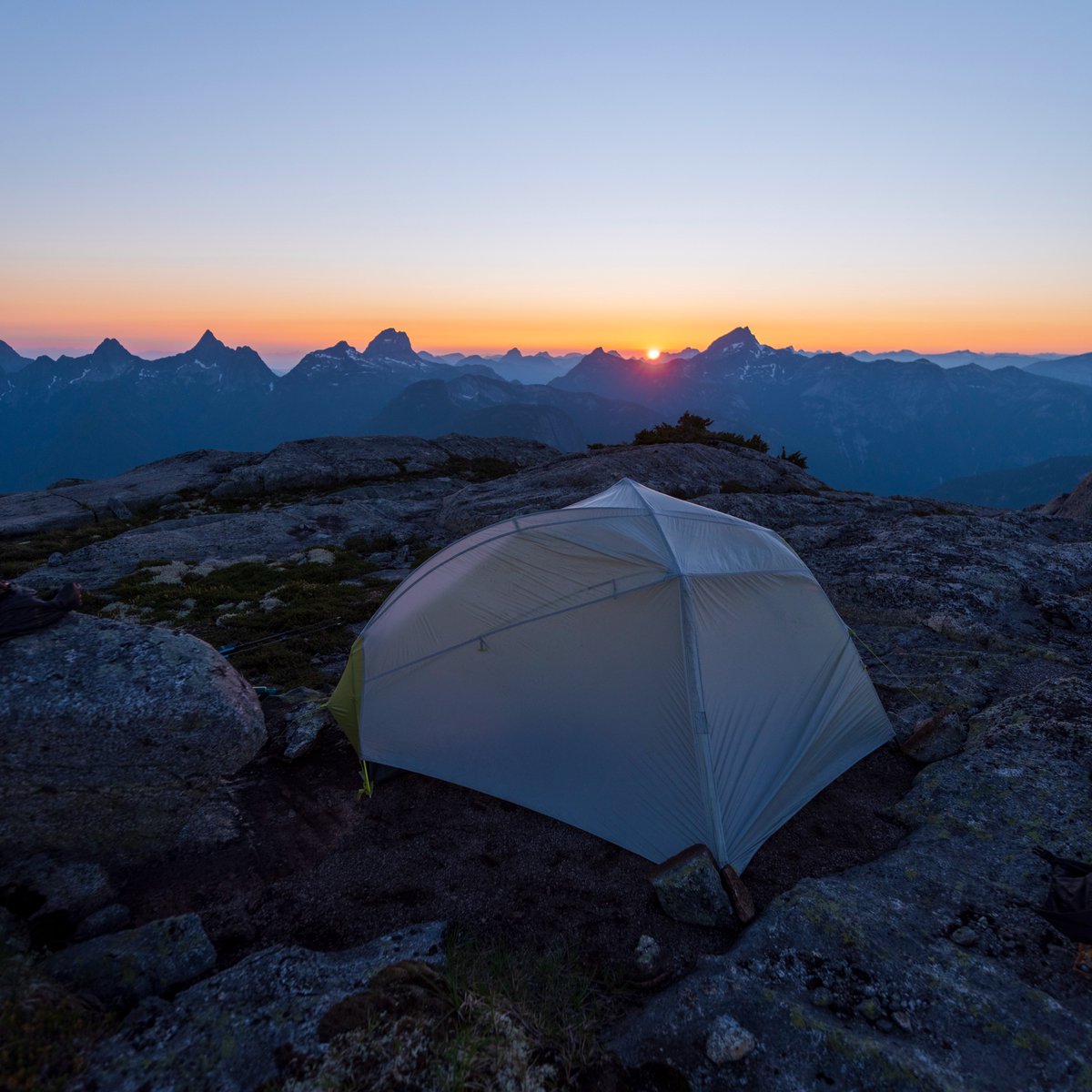 Counting down the days until I can get more evenings like this 😍 #BC #Sunshinecoast #explorebc #hike
