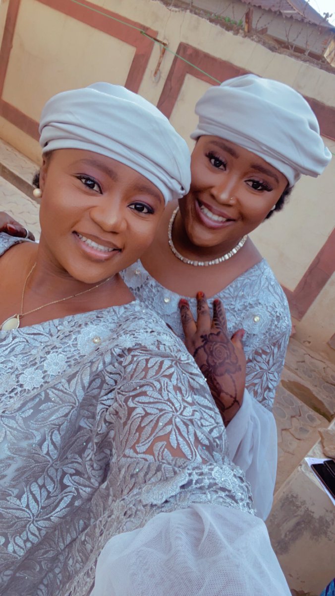 FatyGowon's tweet photo. Saturday’s are for weddings 🤍 https://t.co/CiWxGi6wz7