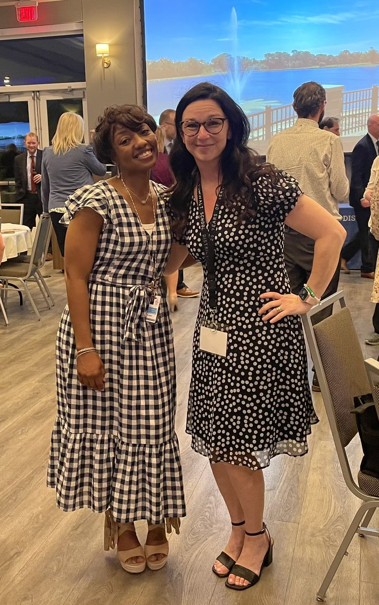 BethAllenFZSD's tweet photo. So thankful to work with @ClaybonKacee . She has a heart and passion for doing what is best for students. #WeAreDES #ItsAKnightThing https://t.co/0Q2yfSY8Bv
