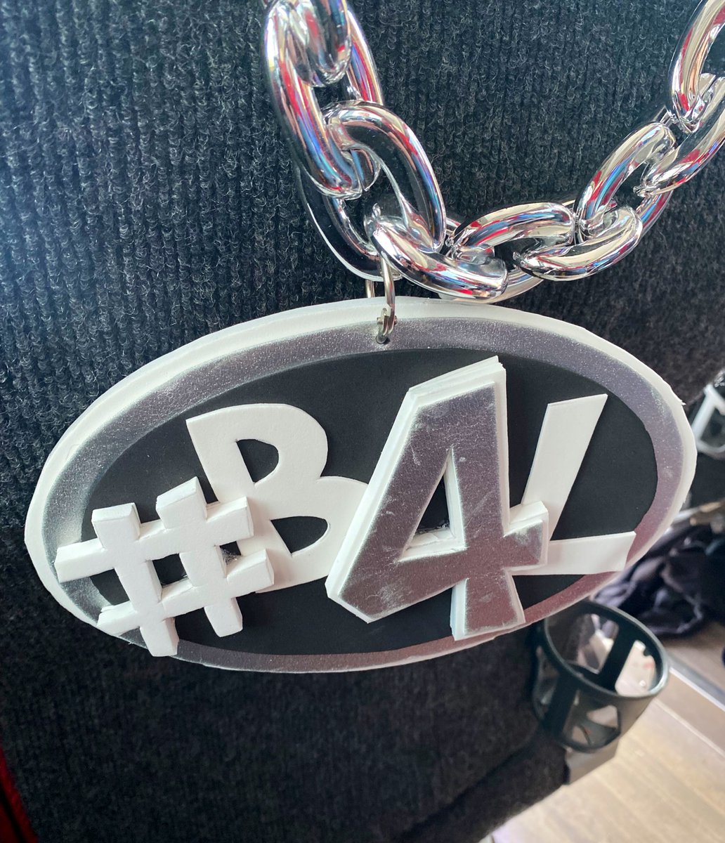 bmsopata's tweet photo. After a few year hiatus it’s nice to be back on #Bus4lyfe and touring DC with our 8th grade students. @MrQ_ROMS #Bulldogproud https://t.co/MA54GOSKf9