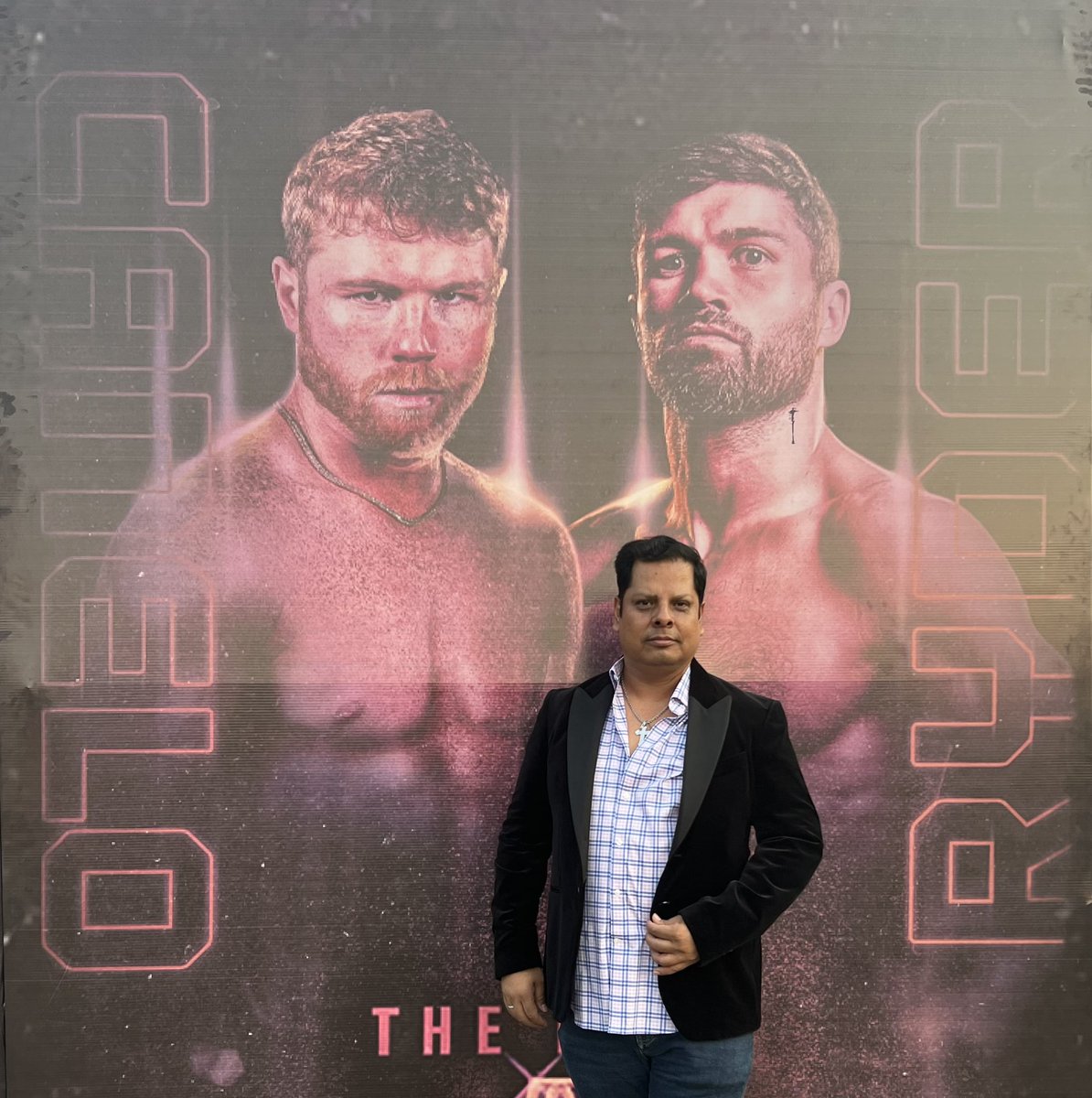 juanmaesmusic's tweet photo. CANELO VS RYDER
ESTADIO AKRON GDL MX
#MAGNATE #SUPERVIP #MUYALTISIMOPEDORRAJE #MEAMOCOMOSOY ♥️ @Canelo https://t.co/J0f2ojy524