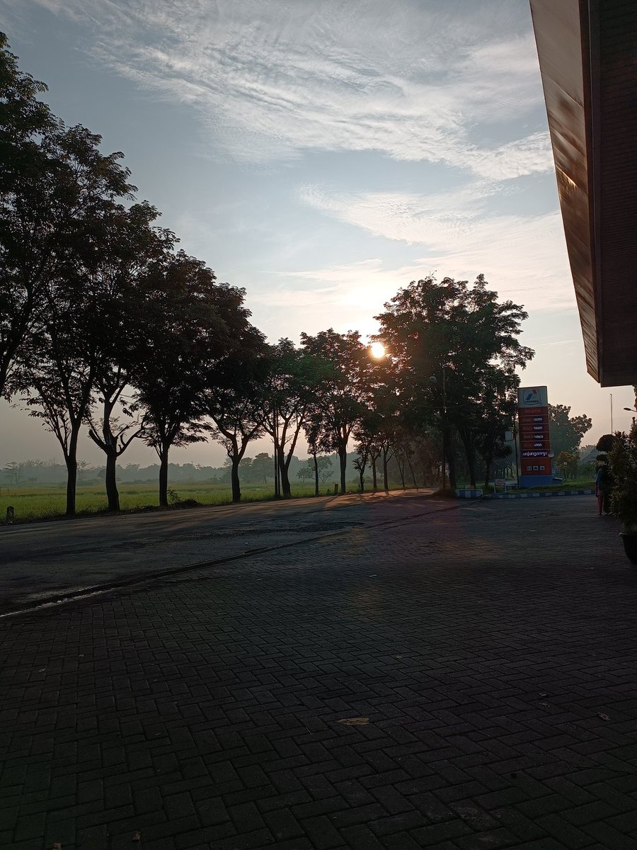 dapitmu's tweet photo. Gas malang https://t.co/6IZ6yxeSMF
