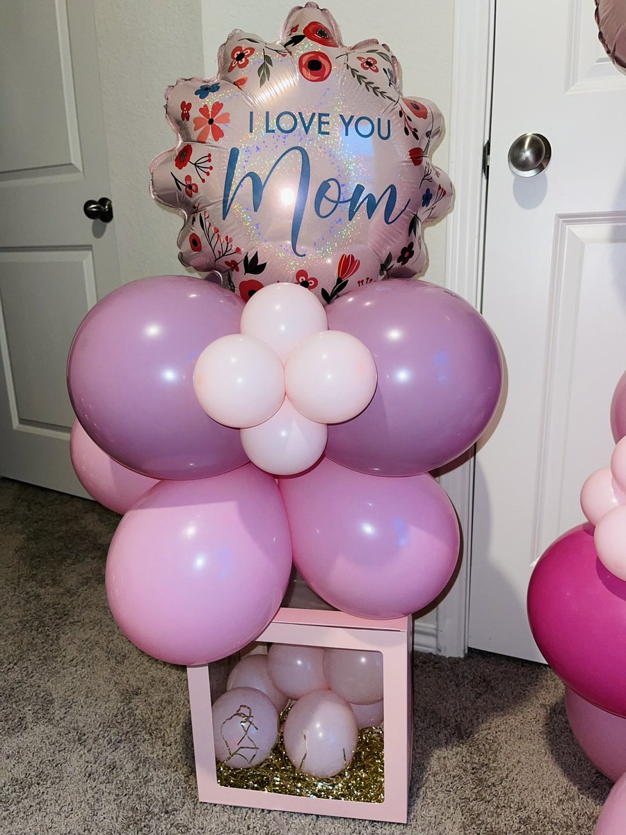 SydsCreative_'s tweet photo. Happy Mother’s Day Queens 🌸💕 https://t.co/lEUnzAXa09