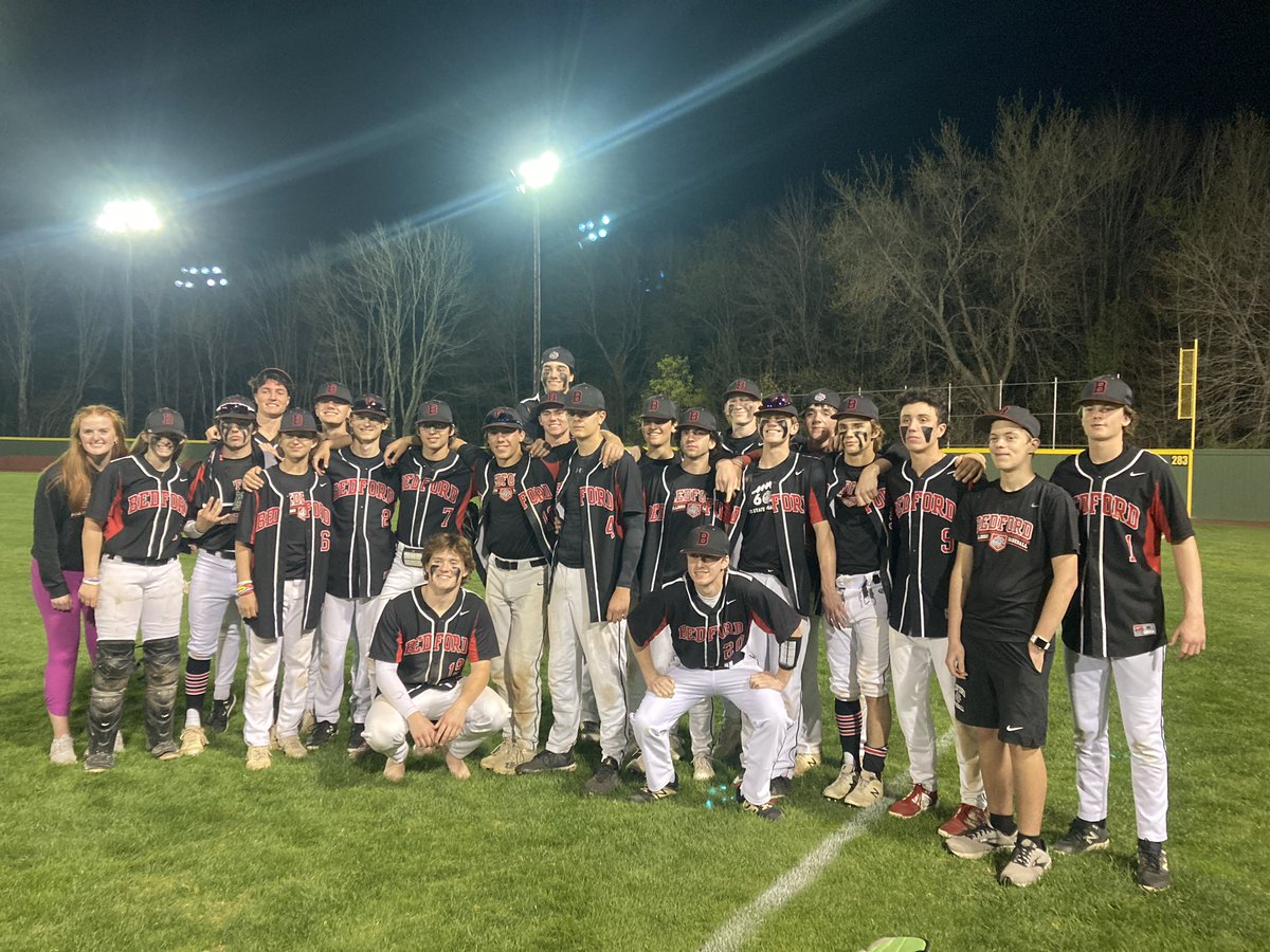 BaseballBedford's tweet photo. Dawgs take down Bangor 8-3 behind @_AidenOconnell CG NO NO 17Ks 2-3 2RBI 3B. @MaddoxMuir 2-3 2B 3B 3RBI. @patrick_foulis 4BB. #goodallpark https://t.co/a5XMSZmhaY