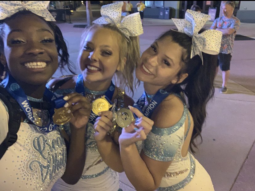 Isabella Hopkins tweet media