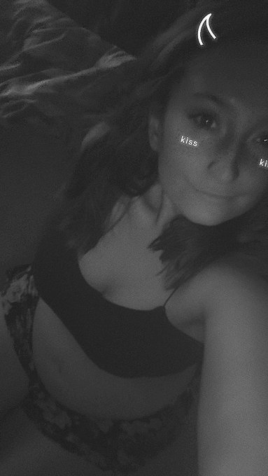 Tell me subs &amp; 🐷....What do u truly desire 😈🥵💋 tell me all ur erotic fantasies   Findom https://t.co
