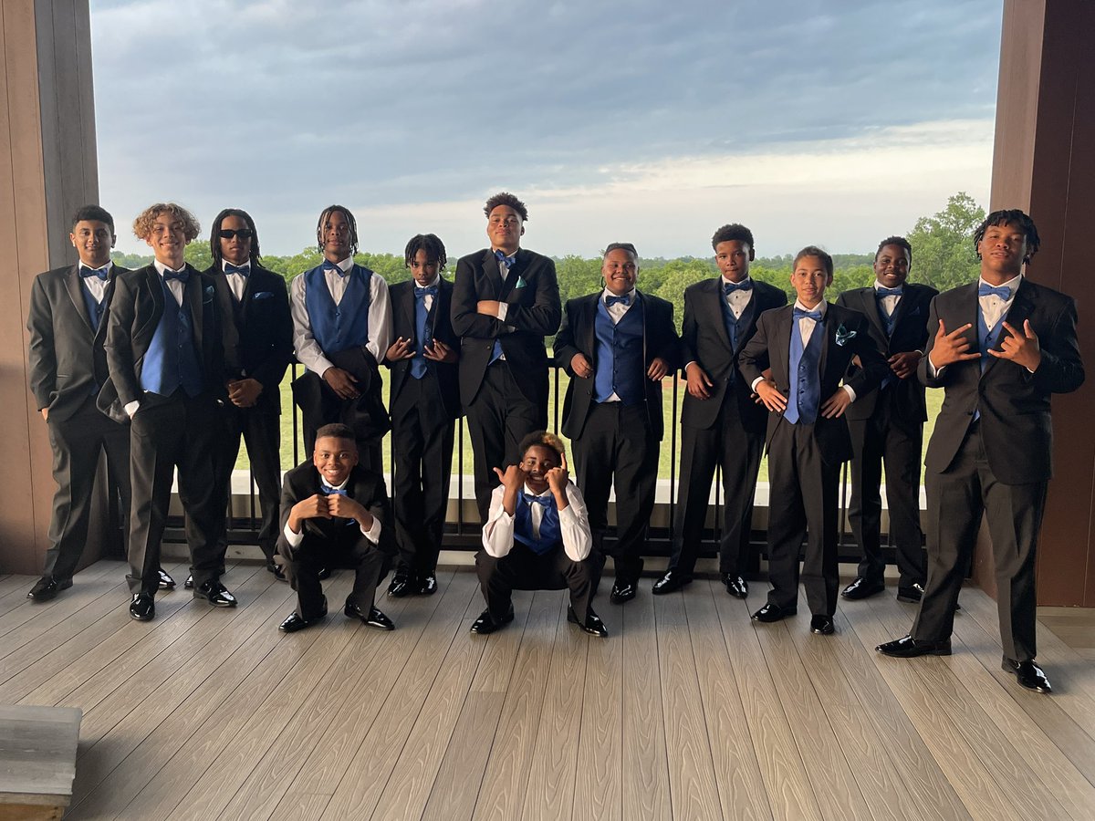 You can’t have a Cotillion without a handsome young man to escort them into the room!  This group not only look nice, but they can also dance!! #RavenGentlemen