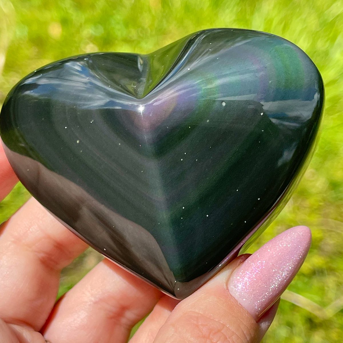 Boondockfinds's tweet photo. Rainbow Obsidian Heart | Obsidian palm stone | AAA grade Crystals | Crystal Gifts, Home decor | green sheen obsidian slice https://t.co/LH8Sa99C5D #obsidian #heart #homedecor #SaturdayRocks #etsystarseller #etsyfinds https://t.co/MLgC4qPyQD