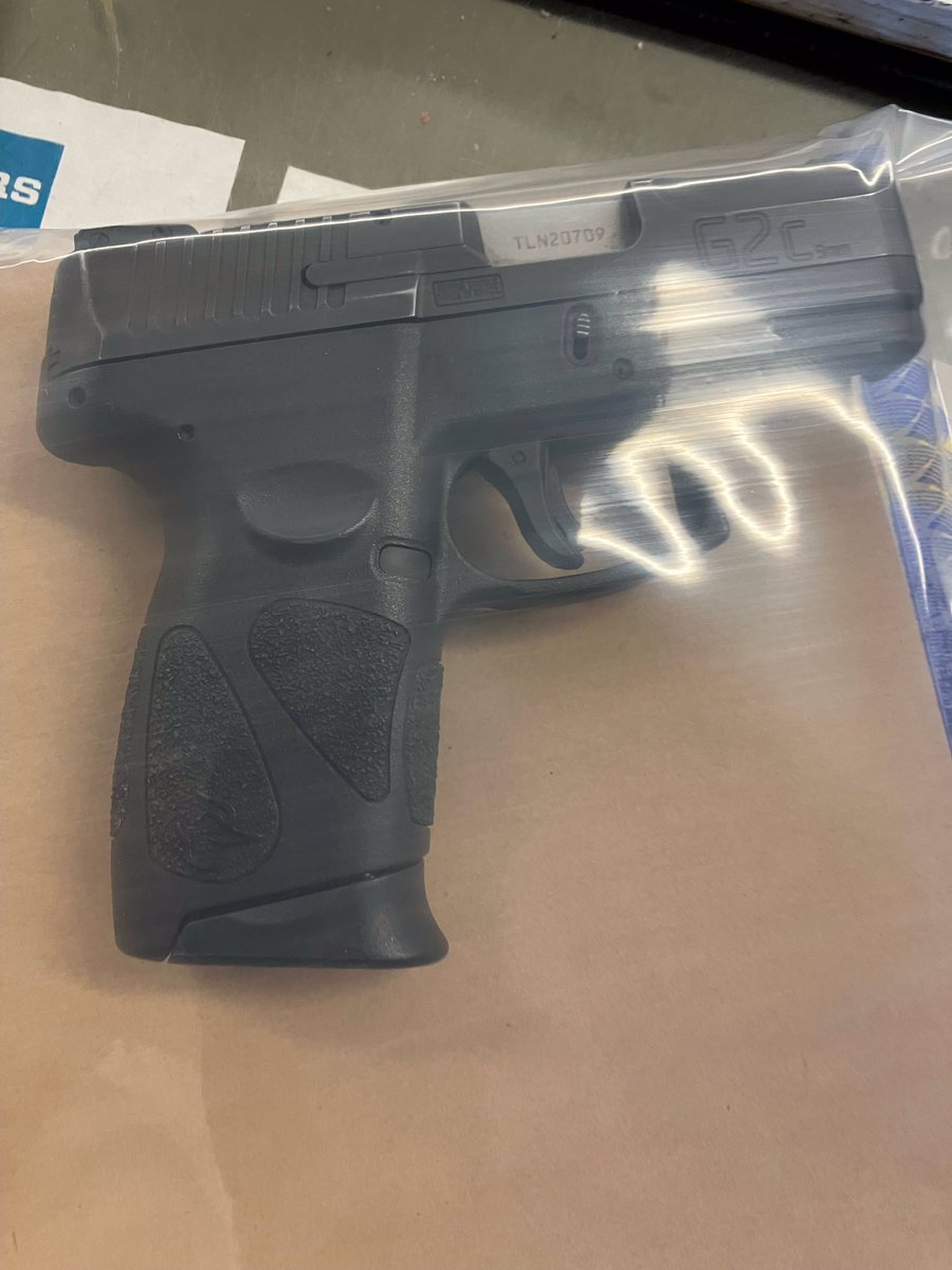 Great job by our Field Intelligence Officers and Neighborhood Coordination Officers getting #Onelessgun off the street of #WestBrighton