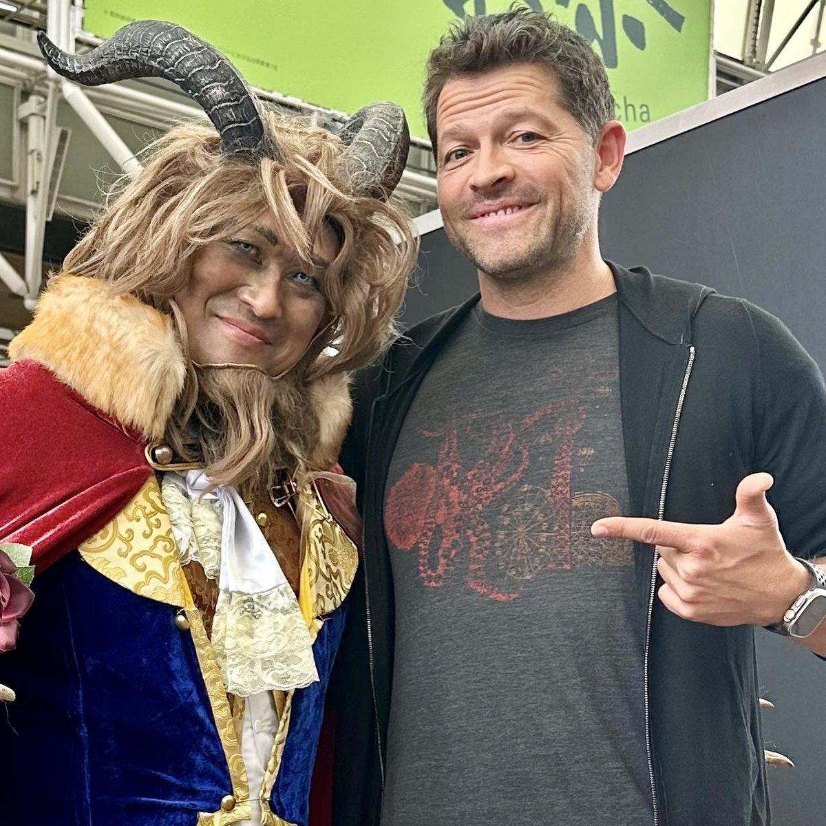 There are a lot of people cosplaying as January 6th insurrectionists at <a href="/TokyoComicCon/">東京コミコン & 大阪コミコン | TokyoComicCon & OsakaComicCon</a>.