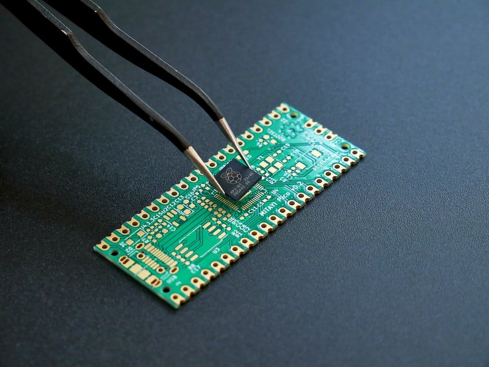 SoonEasyPCB's tweet image. Need a quick PCB assembly solution for your complex electronic project? Don’t worry, we can do this in just 24 hours! Get a quote now bit.ly/3yXsJfD#PCBass…