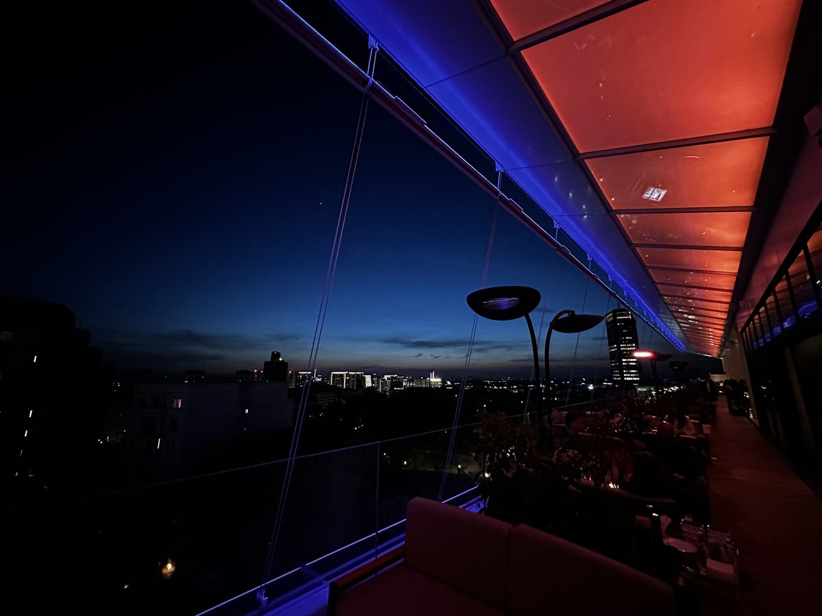 AirFranz tweet media