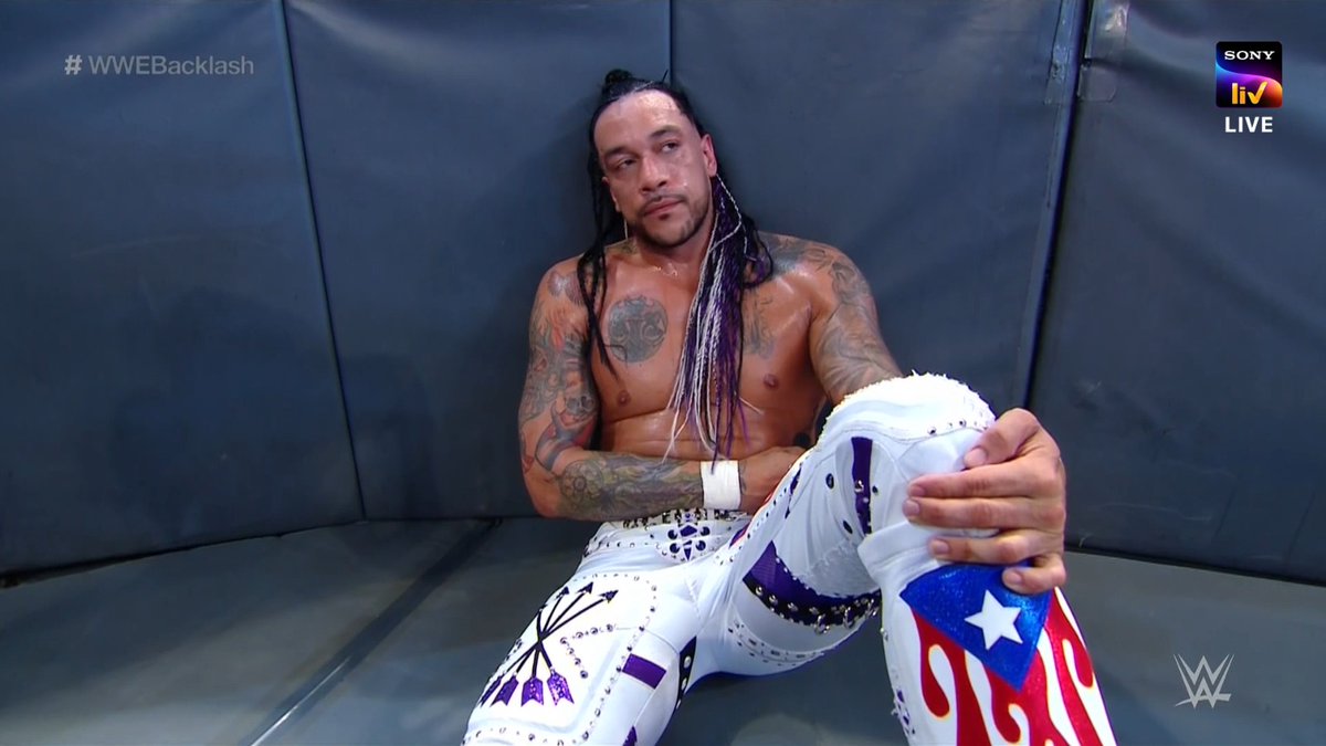 SKWrestling_'s tweet photo. Star making performance by @ArcherOfInfamy. Hope to see him in the world title picture soon. ⚖️
#WWEBacklash #WWE https://t.co/uY7ia8xkkI