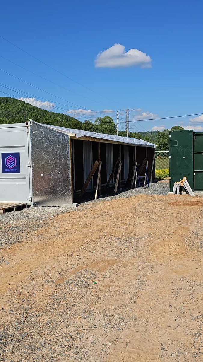 Modifying our container to improve air flow and reduce humidity! The mining grind continues ⛏️ 
#btc #ltc #doge 
#CryptoMining