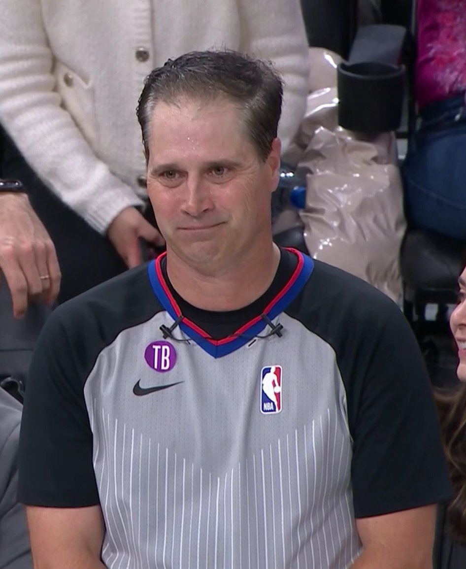 GoIdenState's tweet image. Retweet if David Guthrie should be fired