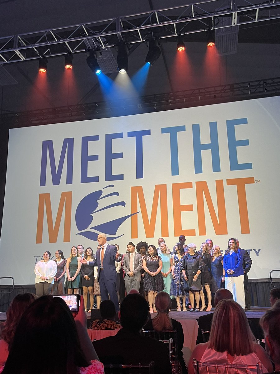 Up on the big screen to support @SalemState and the #meetthemoment fundraising campaign 🧡💙