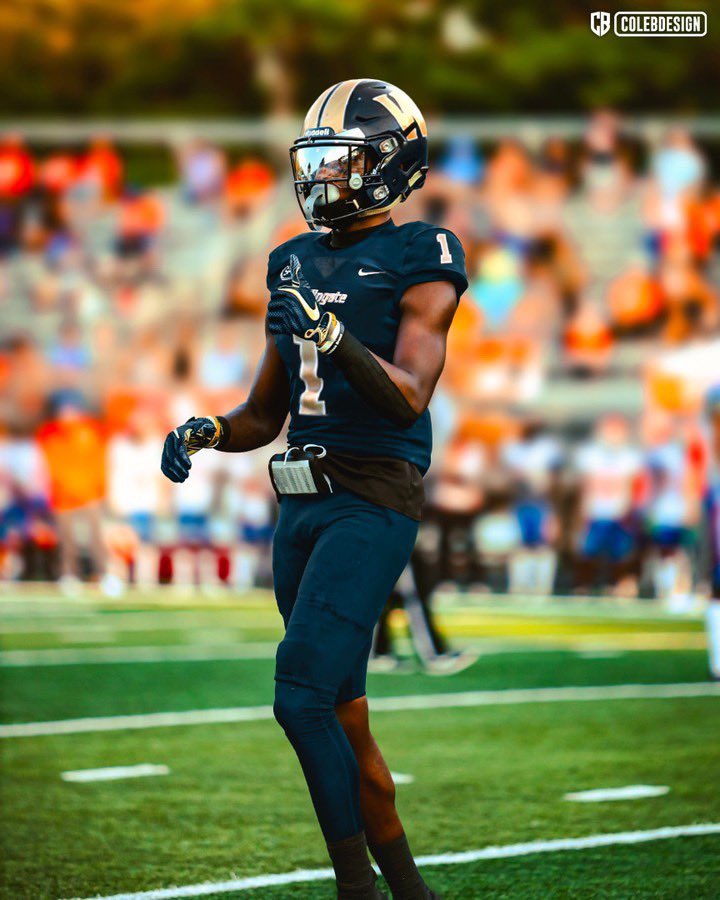 Can’t wait to get in that blue and gold
🐶💙 #nextchapter #wickedwideouts #Onedog <a href="/WingateFb/">Wingate Bulldogs Football</a> <a href="/WU_Bulldogs/">Wingate Bulldogs</a> <a href="/ShaedonMeadors/">Coach Meadors</a> <a href="/CoachUlassin/">Nick Ulassin</a>