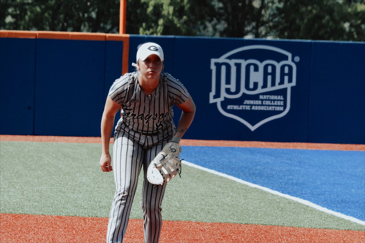 gclvsoftball's tweet image. Big day tomorrow. 

🆚 McLennan
🕕 1pm
📺 ESPN+