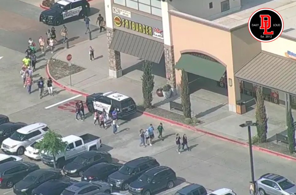 Daily Loud on Twitter "9 dead, 7 others injured in Texas mall shooting"