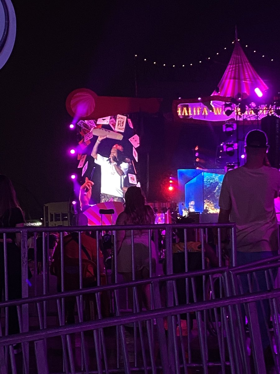 Bistteka tweet media