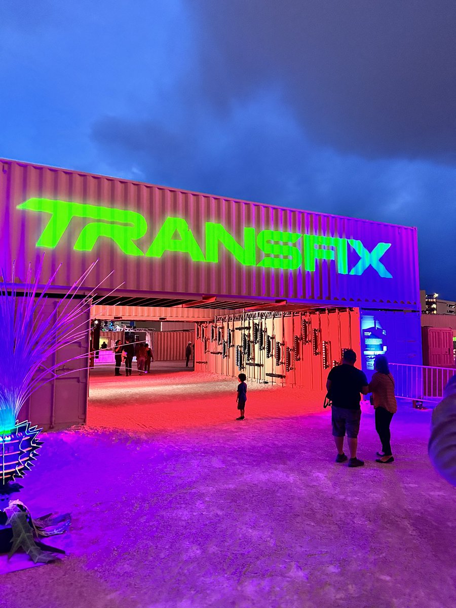 jaym_dux's tweet image. Checking out #Transfix at @ResortsWorldLV, thanks to @Kedemonos for getting me out of the house