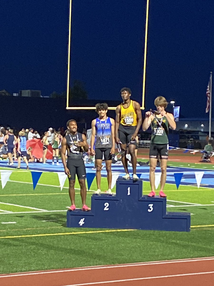FBCoachOrtiz's tweet photo. 2nd medal of the evening for @JamaalYoungII in the D3 Finals 200m. He has had a great career here at Marcos and we look forward to continuing support in his future at ASU 🔱 #NextLevelPadre #FutureSunDevil https://t.co/fCNCirGiYo