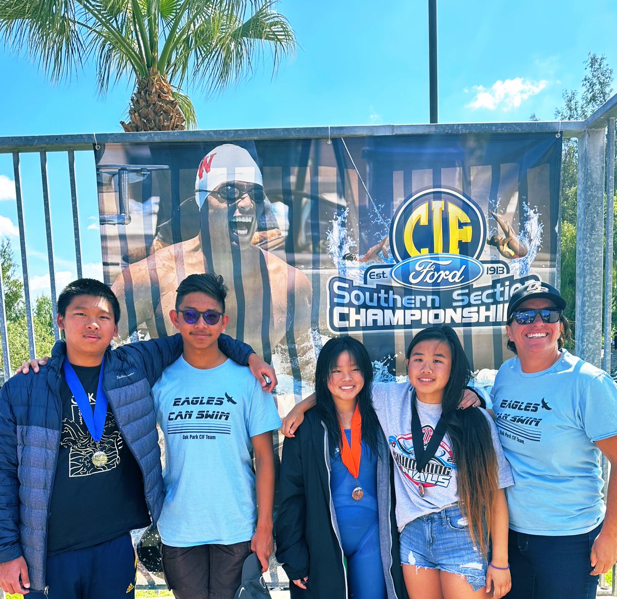 OphsSwimming's tweet image. congrats to our fast eagles on their @CIFSS championship swims! March (1st 200 IM) ~ Elliott (11th 500 free) ~ Caroline (8th 100 back + 10th 100 free) ~ Madie (7th 100 fly + 17th 200 free) @TheAcornSports @OPathletics @vcspreps