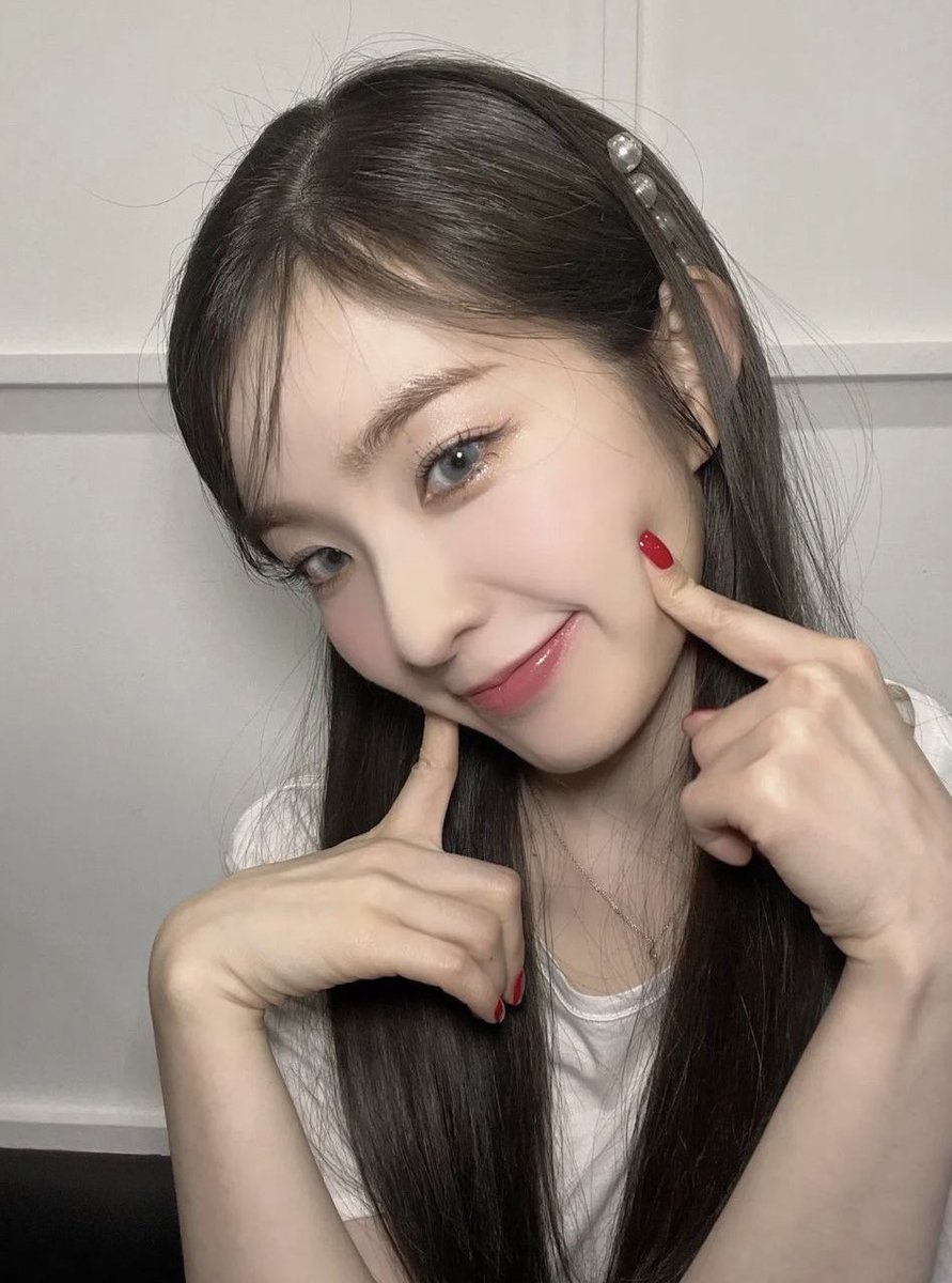 nezuverse's tweet photo. #𝑏o𝚗·ᘞ𝚟øyȃ̮𝚐ë to me! que demás de hacerme la internacional en idiomas, hoy me espera el #𝑑a𝚢𝟶𝟙ﮩ٨ـ𝔟ęa𝕥 para ver a mis pokeñas de vuelta a los escenarios. pero ojo que los latidos acelerados son por my baby ♡ 𝐦einiang. ( ◜‿◝ ) 

ℴc𝕖ān e𝚢ǝs ⁺˳ 𓇻 #𝚍oll𝚢! https://t.co/NFXAt9QSlL