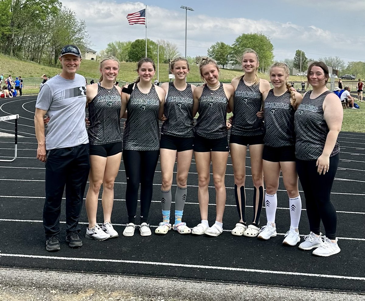 BrentJo96789496's tweet photo. Congratulations Pattonsburg Lady Panthers for qualifying for the Sectional Track Meet: Kelsey Crabtree Champion in the 100m and 300 m hurdles. Katelyn Jones Champion in the long and triple jump. Annabelle Gardner-2nd in high jump, 4x200 earned 2nd and 4x100 earned 3rd. https://t.co/Y9G7cfnIYg