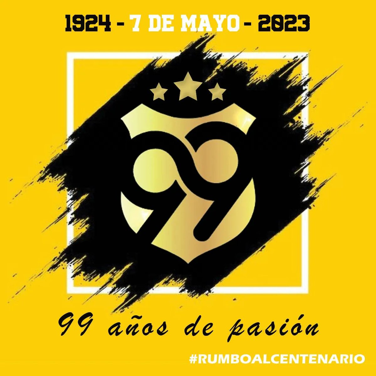 ClubMadryn's tweet photo. Estamos atravesando un momento único a nivel deportivo e institucional. Son tiempos que seguirán marcando el rumbo de nuestra historia.

Hoy celebramos nada más y nada menos que 99 años de vida, de victorias y derrotas, de lágrimas de alegría, y también de las otras. Pero siempre orgullosos de esta bandera, que significa mucho más que dos colores.

Es la bandera de nuestra familia, de la gente del aurinegro, de sus hinchas, sus jugadores, dirigentes y aficionados. Es por la que avanzamos todos los días pensando en mejorar siempre un poco más.

Porque somos conscientes de lo logrado, de lo que hemos conseguido entre todos. Pero lo más importante, es lo que somos cuando estamos todos juntos, y lo que seremos a futuro!

Feliz aniversario para este club que se ha convertido en nuestra casa,  y para cada uno de sus hinchas, que son parte fundamental de la historia que escribimos, y de todo lo que aún nos queda por escribir!

Ricardo Sastre - Presidente