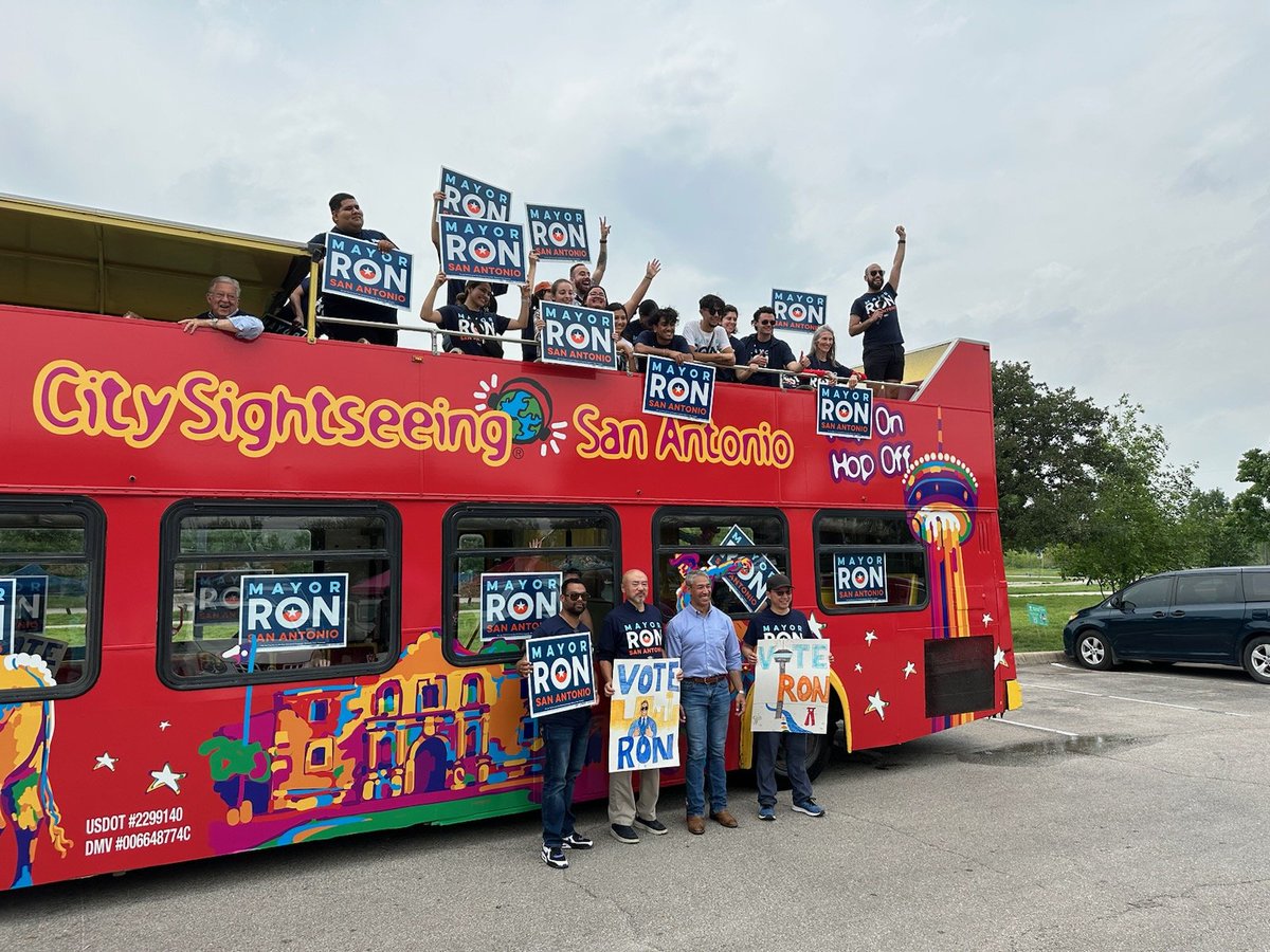 RideRedSA's tweet photo. Congratulations to Mayor @Ron_Nirenberg on your reelection tonight! It was a pleasure transporting you and your team around San Antonio this week. You all did a wonderful job!
#MayorRon #RideRedSA #WeShowYouSanAntonio https://t.co/tLQLpHB9QE