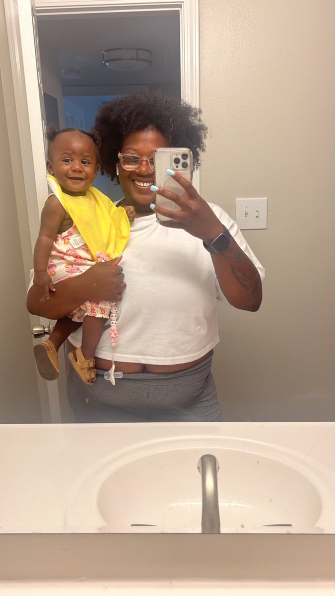 that girl tweet media