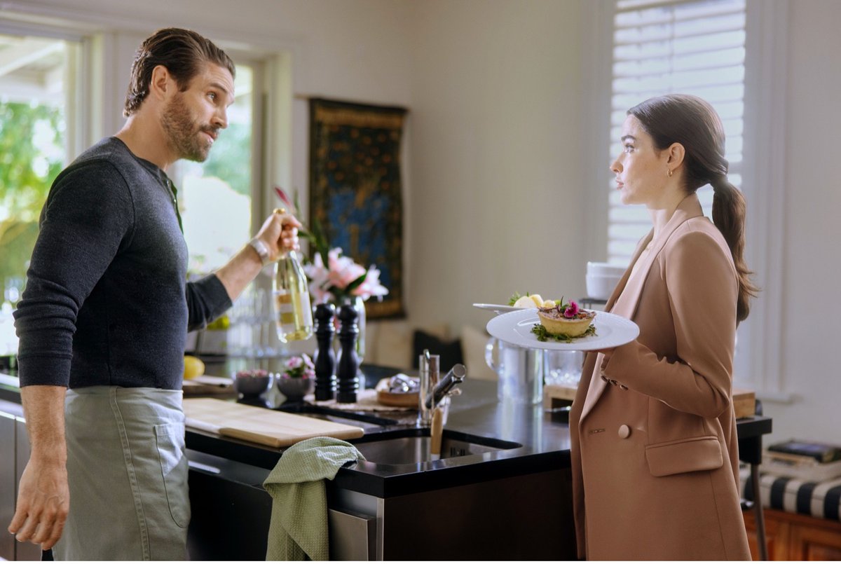 Noah <a href="/JimmyJamesOH/">James O'Halloran</a> met Rory’s <a href="/RhiannonMFish/">Rhiannon Marie Fish</a> family! Do you think they convinced them that they are a real couple? #WhenLoveSprings #SpringIntoLove