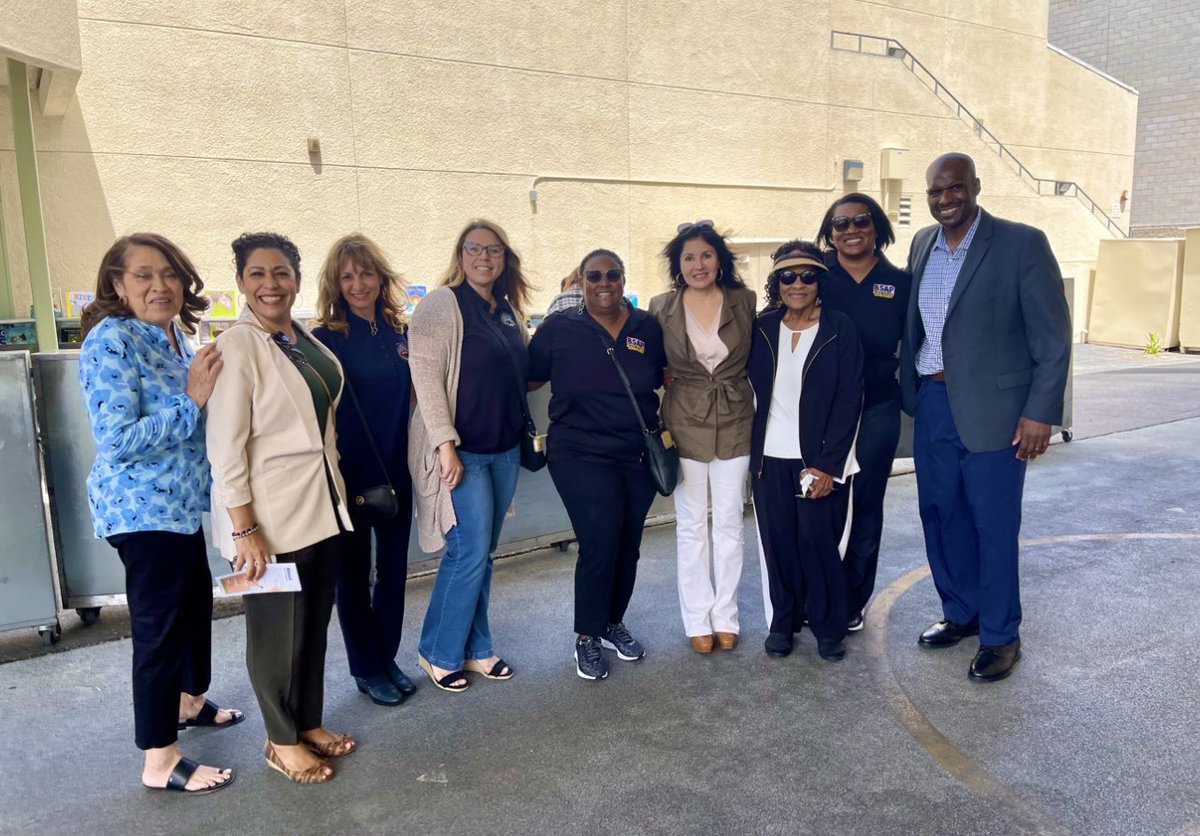 BSAP_LAUSD's tweet photo. Thank you to the @LASchools leaders who joined us for our BSAP Family Reunion at Lanterman High School. #community @LASchoolsWest #BSAP https://t.co/gec8530lB6