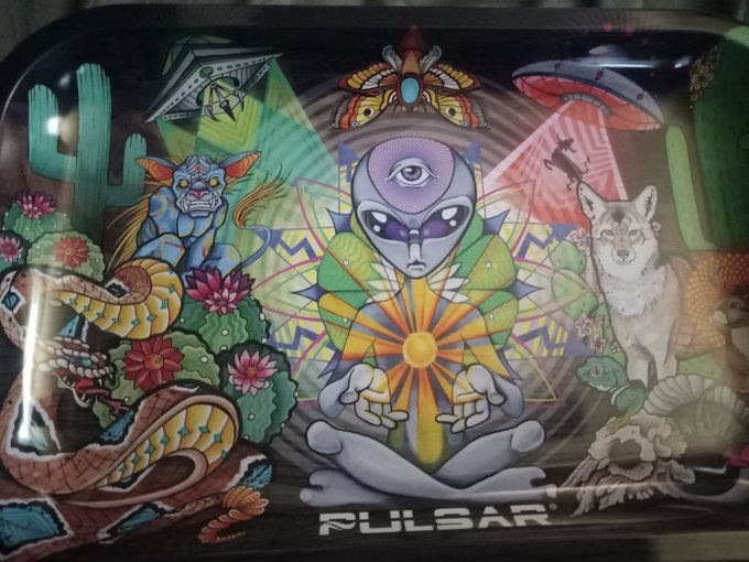 I got this tray the other day, pretty poggers https://t.co/WTABxQmwP3<a href="/tag/furry"class="tags"><span>#furry</span></a><a href="/tag/furryart"class="tags"><span>#furryart</span></a><a href="/tag/furryartwork"class="tags"><span>#furryartwork</span></a><a href="/tag/furryartist"class="tags"><span>#furryartist</span></a>