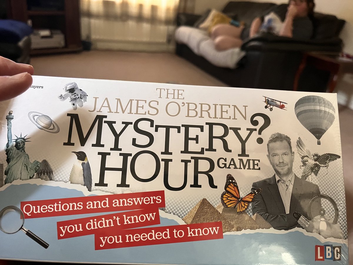 ⁦@mrjamesob⁩ James, I’m 52 today - my daughter got me the ‘mystery hour board game’ - I have to be honest and say, it’s made me a bit happy!!! Happy birthday to anyone else who has their birthday today!!