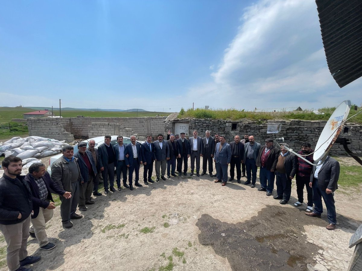 aday_ak's tweet image. 📍Hamur Köy Ziyaretlerimiz.

Gönül Seferberliğimiz kapsamında teşkilatımız ile birlikte;

 #Hamur’a bağlı Köylerimize konuk olduk dua ve desteklerini istedik.
#türkiyeyüzyılı #AkParti