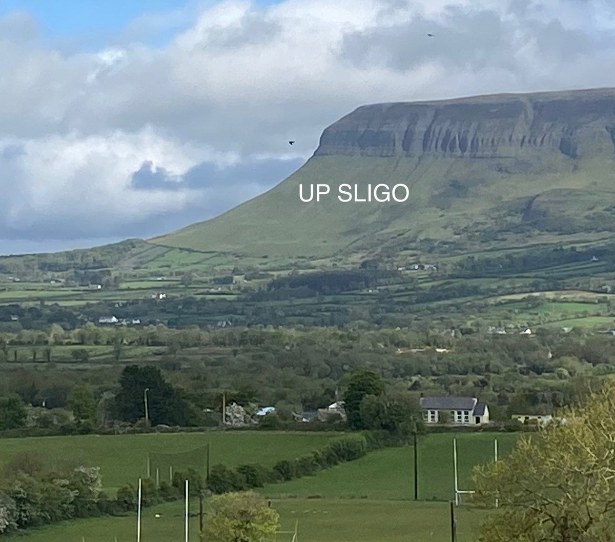 Busy night on Benbulben!