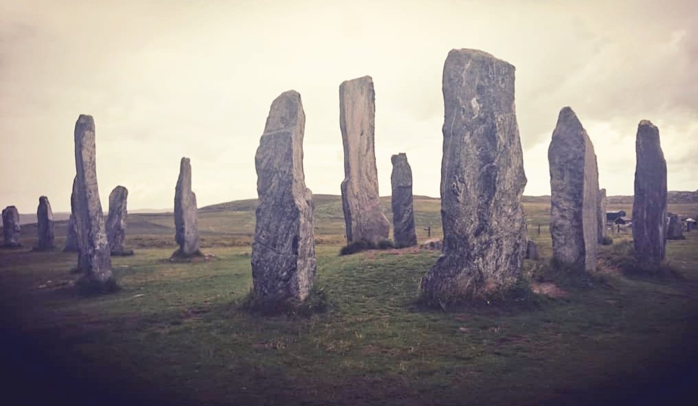Calanais Standing Stones, Isle of Lewis. 

#StandingStoneSunday #westernisles